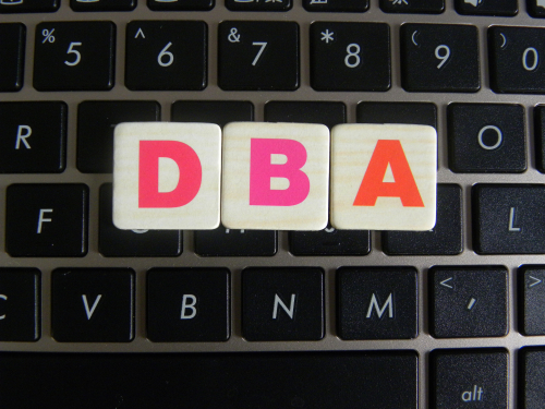 salaries of an online DBA